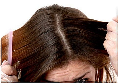 Neutralizes the natural pH of the hair and helps fight dandruff