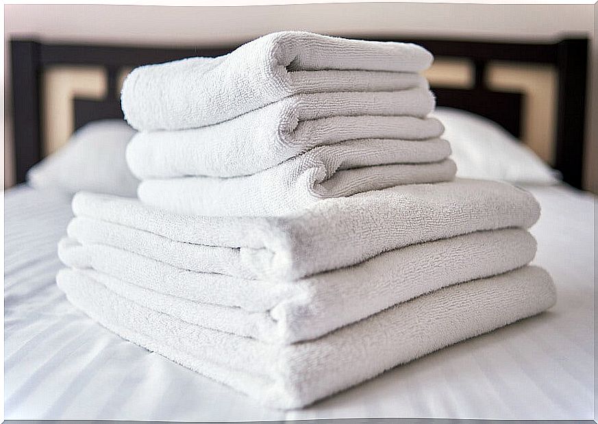 An effective trick that will leave your old towels like new