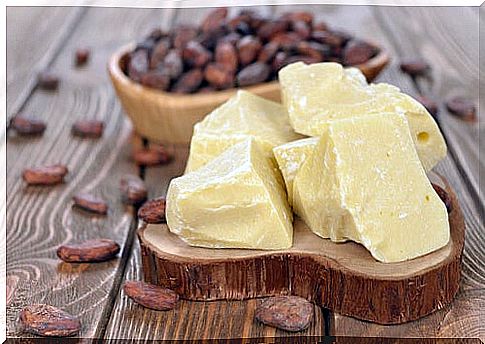 cocoa butter for stretch marks