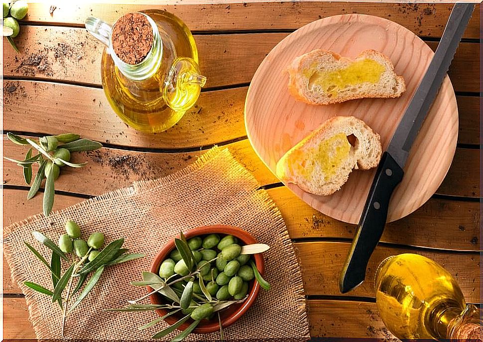 Bread with olive oil and herbs