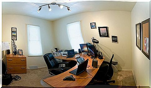 Paladin27 office